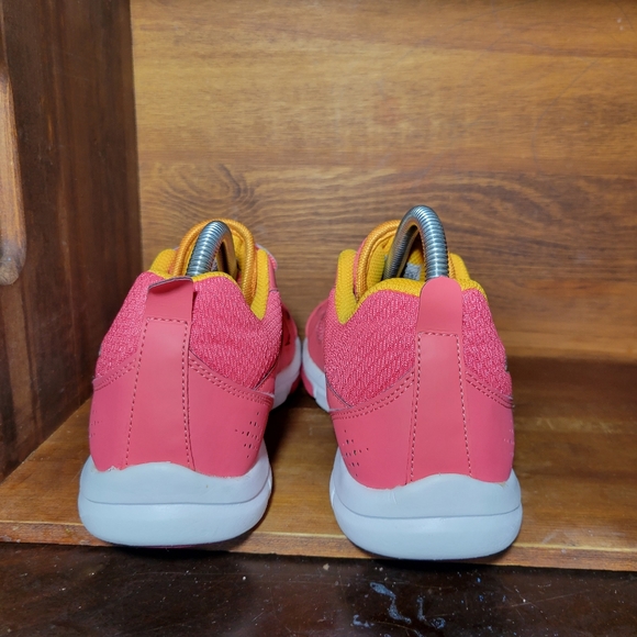 Asics Gel-Muse Fit Athletic Sneaker 9 - Picture 6 of 6